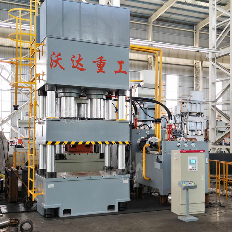 800噸復合材料成型油壓機.jpg